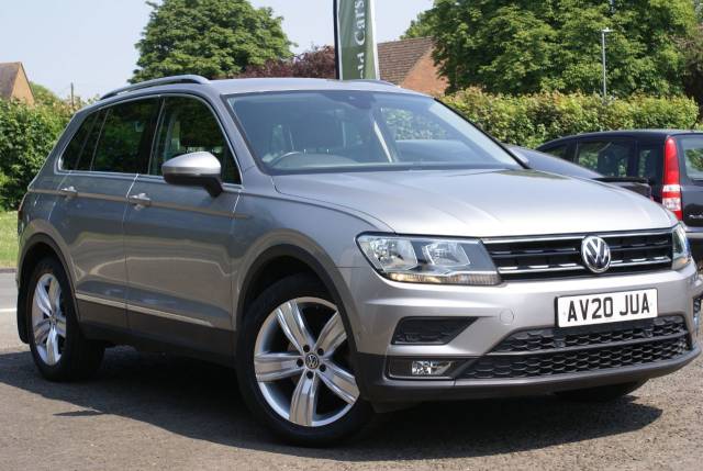 Volkswagen Tiguan 1.5 TSi EVO 150 Match 5dr DSG Estate Petrol Tungsten Silver Metallic