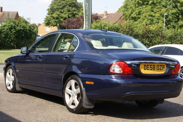 2008 Jaguar X-Type 2.2d SE 2009 4dr Auto DPF