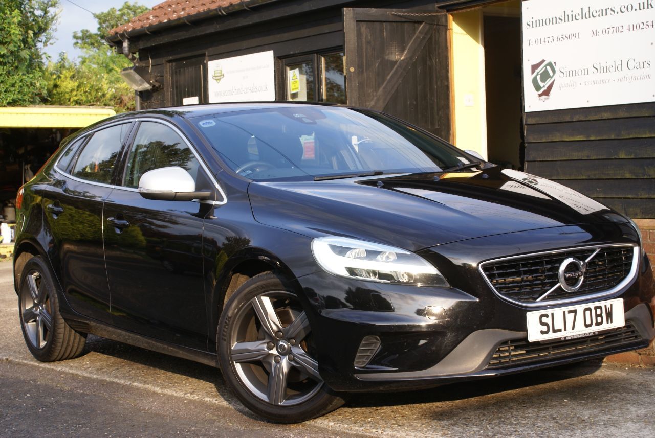 2017 Volvo V40