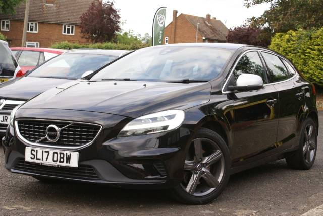 2017 Volvo V40 2.0 T2 [122] R DESIGN 5dr