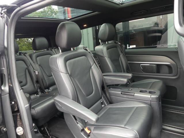 2023 Mercedes-Benz V Class 2.0 V 300 AMG LINE D AUTO