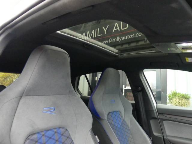 2023 Volkswagen Golf 2.0 TSI 320 R 4Motion 5dr DSG