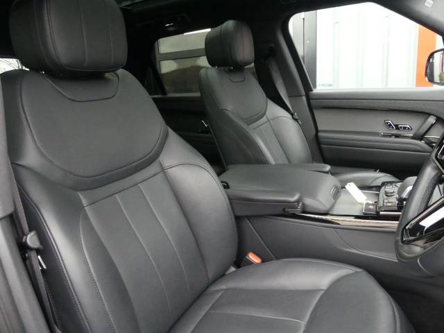 2022 Land Rover Range Rover Sport 3.0 D300 Dynamic SE 5dr Auto