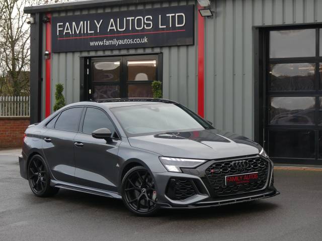 Audi RS3 2.5 RS 3 TFSI Quattro Carbon Black 4dr S Tronic Saloon Petrol GREY