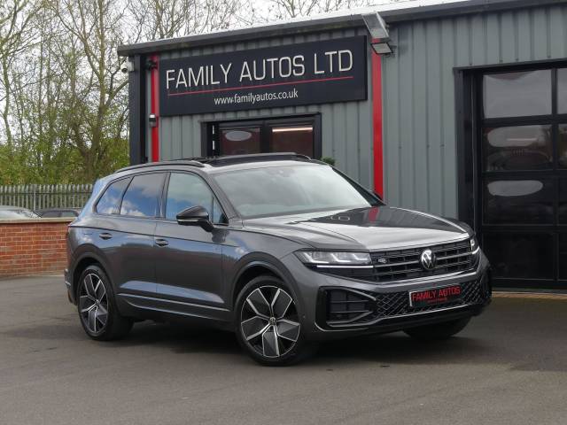 Volkswagen Touareg 3.0 V6 TDI 4Motion 286 Black Edition 5dr Tip Auto Estate Diesel GREY