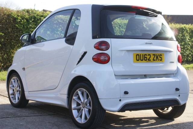 2012 Smart Fortwo Coupe 1.0 Passion mhd 2dr Softouch Auto [2010]