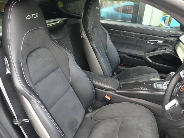 2020 Porsche 718 Cayman 2.5 GTS 2dr PDK
