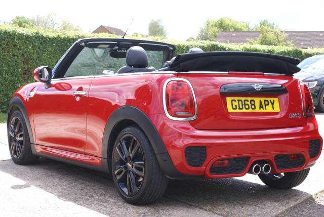 2018 Mini Convertible 2.0 Cooper S Sport II 2dr Auto