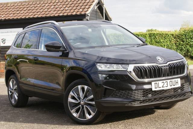 Skoda Karoq 1.5 TSI SE L 5dr Estate Petrol Black Metallic