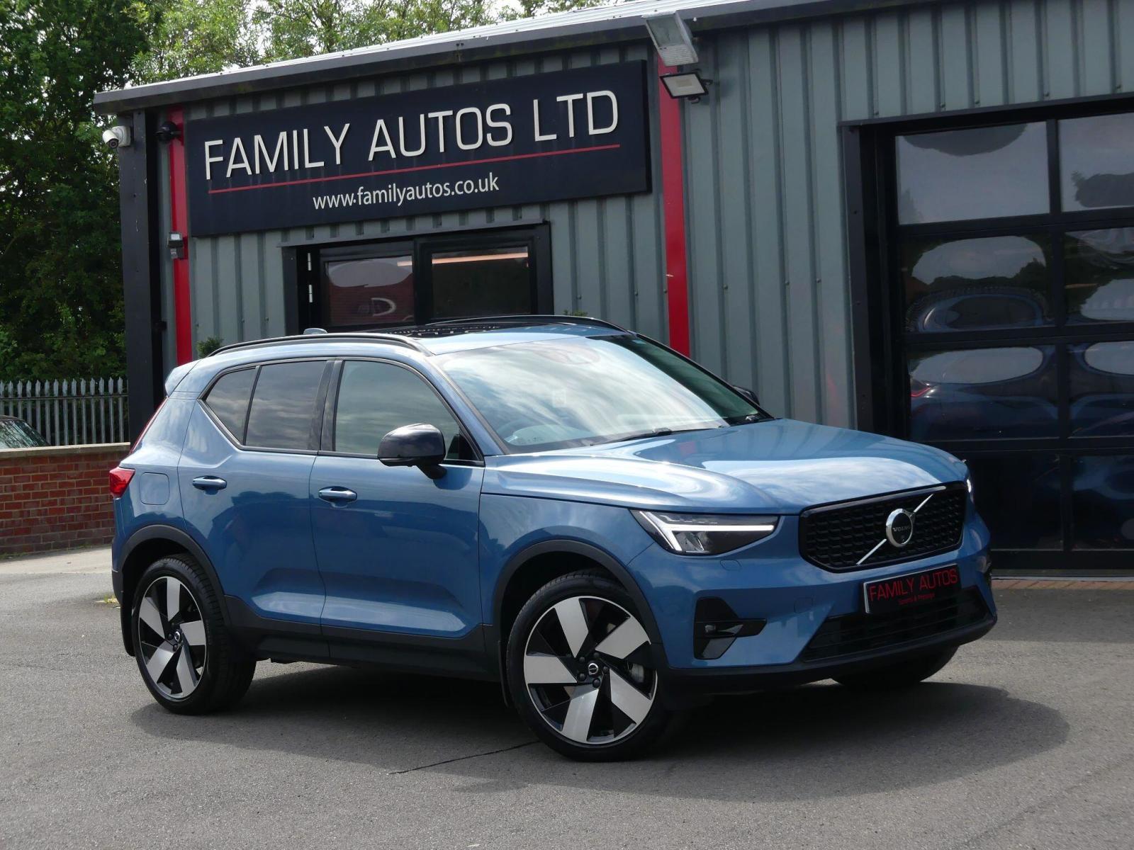 2023 Volvo XC40