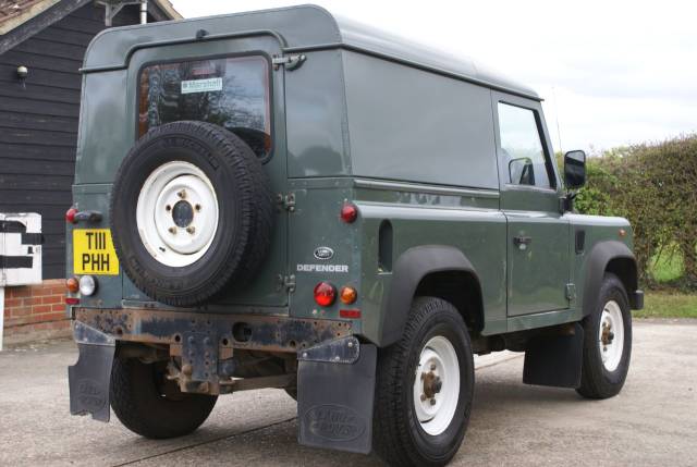 2014 Land Rover Defender 90 Hard Top TDCi [2.2]