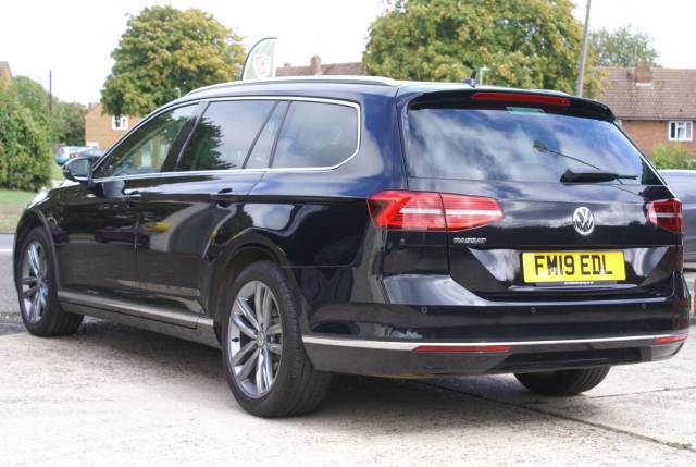 2019 Volkswagen Passat 2.0 TDI GT 5dr DSG [Panoramic Roof] [7 Speed]